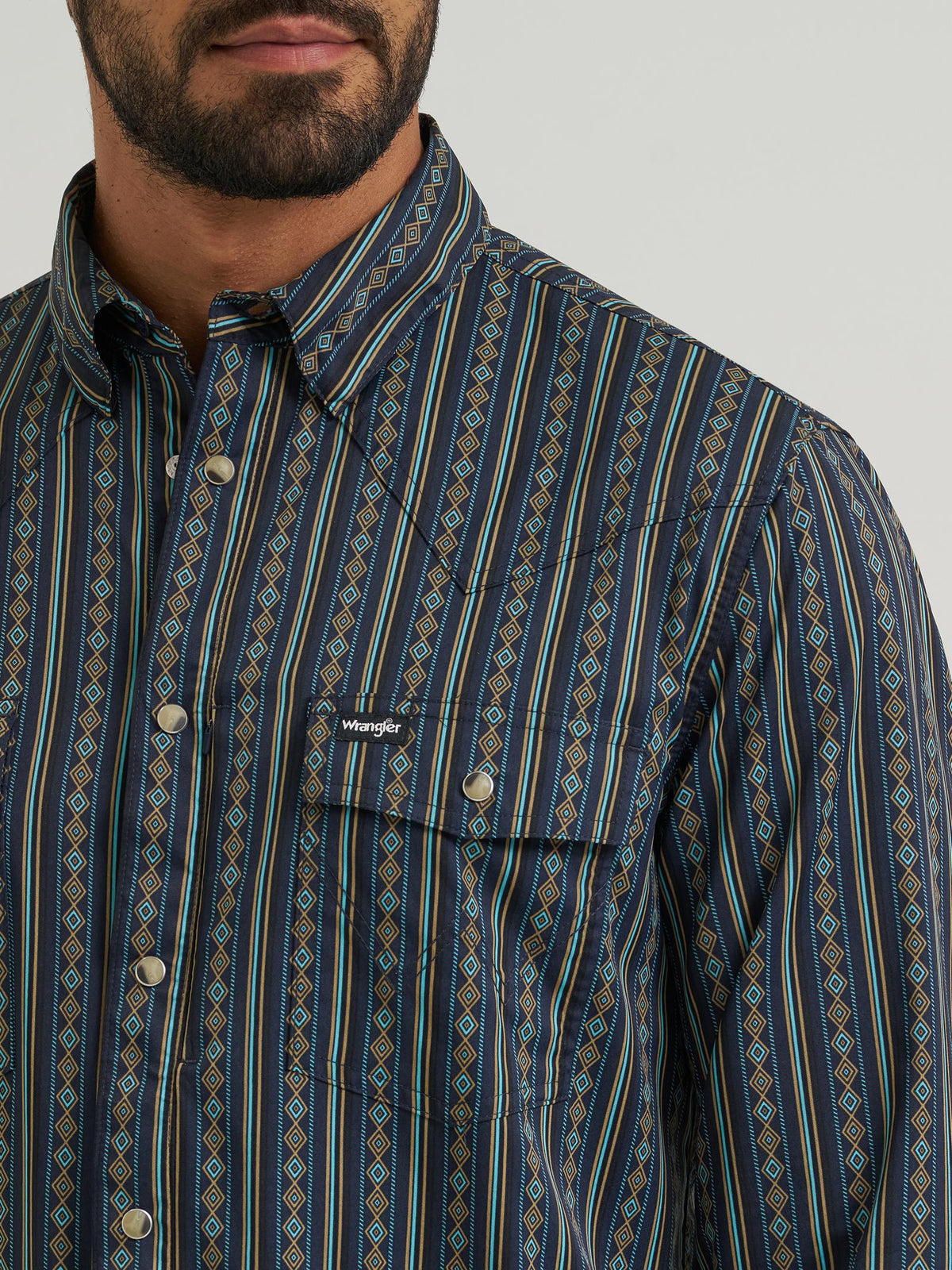Wrangler Men's Long Sleeve Shirt Regular Fit Snaps Dark Sapphire Diamond Stripe