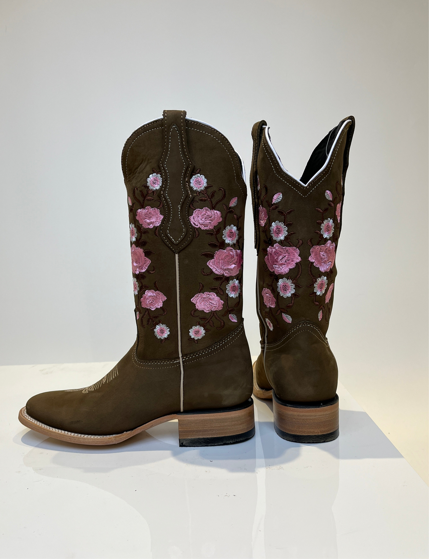 WDiam Rodeo FLO31 495-37