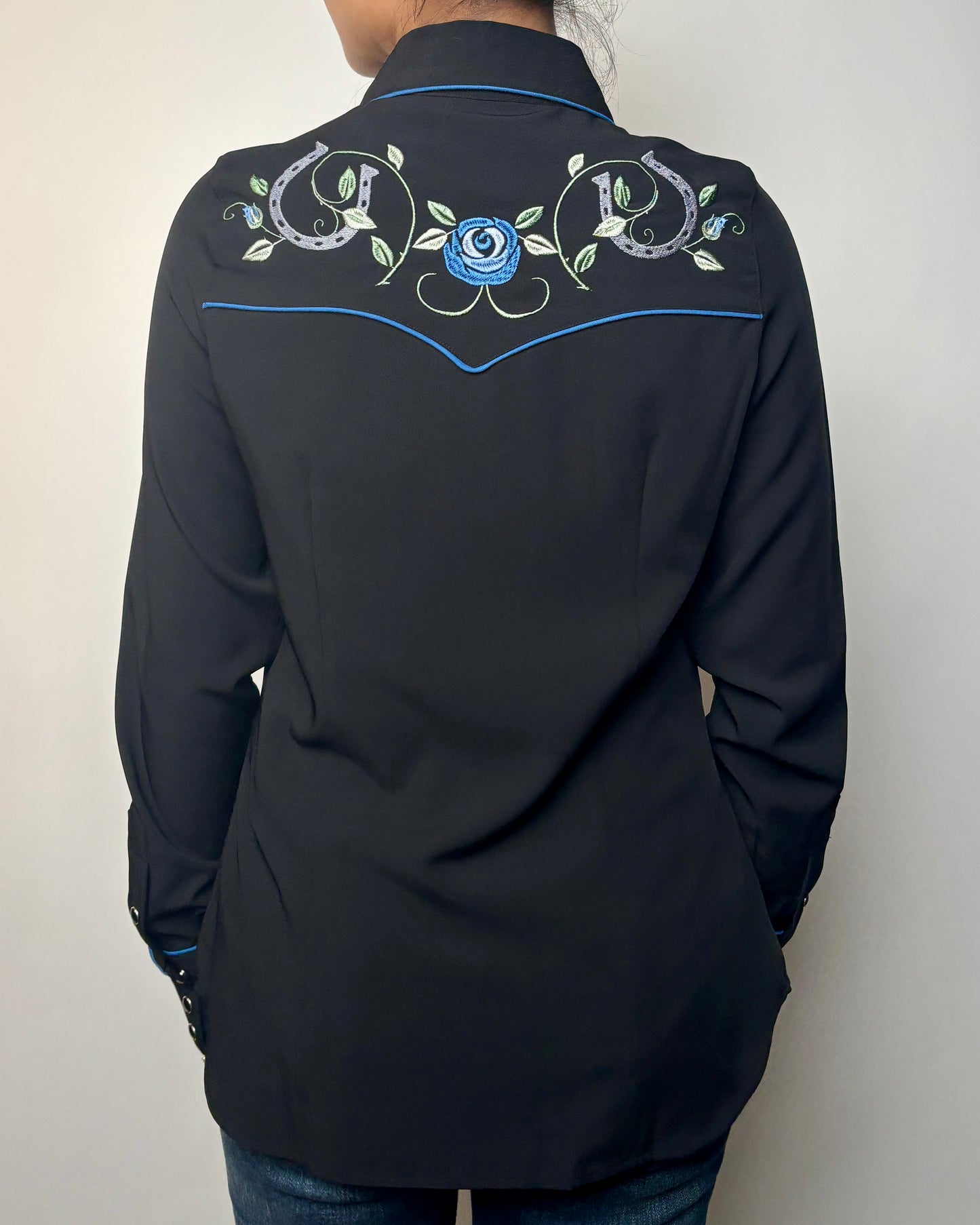 Womens L/S Snap Western Embroidered Shirt Roper