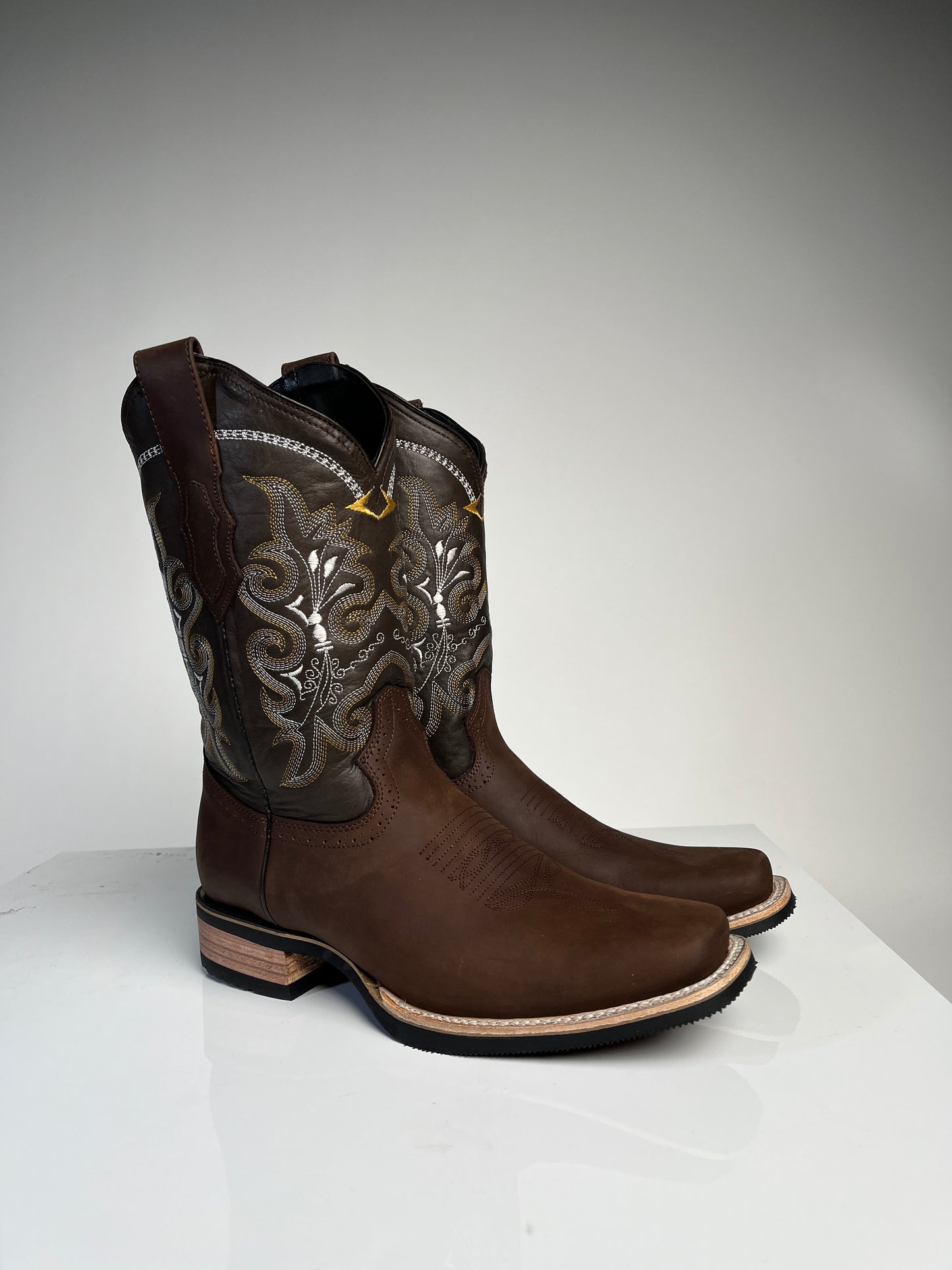 Men's Brown Western Crazy Rodeo Boot - White Diamond