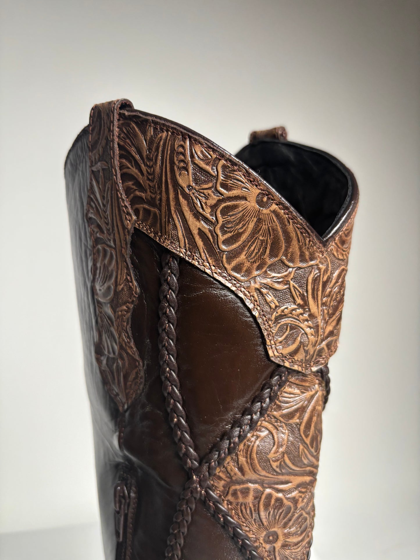 Women's Brown Tall boot - White Diamond
