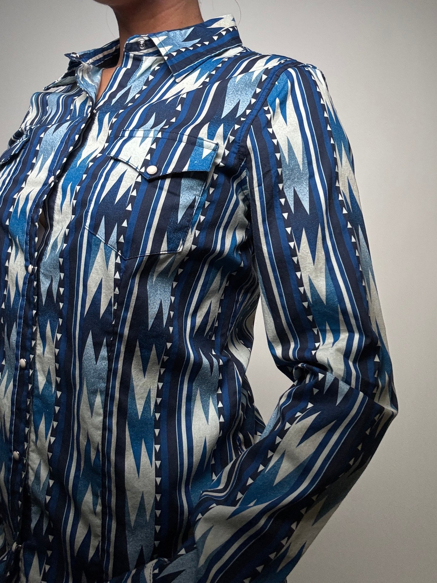 Womens L/S Vertical Print Shirt Roper
