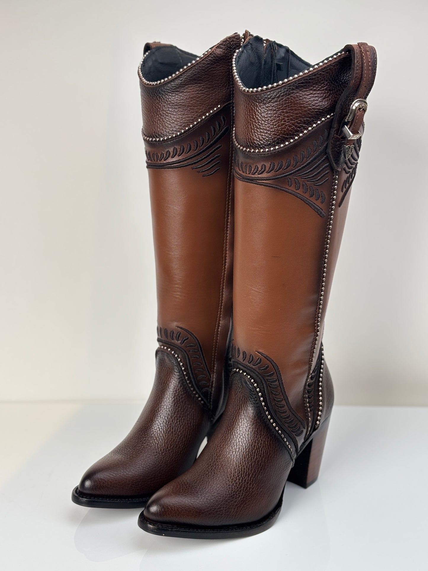 Cuadra Women's Honey Embroidered Round Toe Knee-High Boot