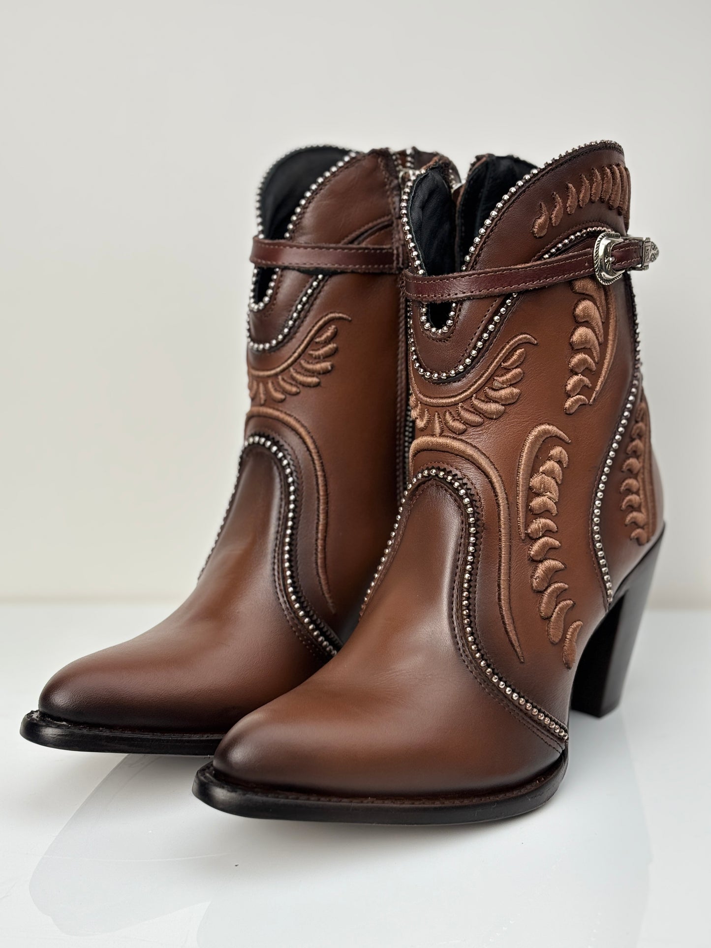 Cuadra Women's Embroidered Honey Western Ankle Booties