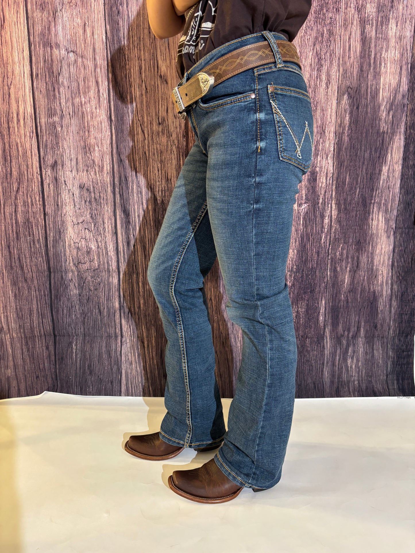 Wrangler Women's Retro Mae Mid Rise Boot Cut Jeans