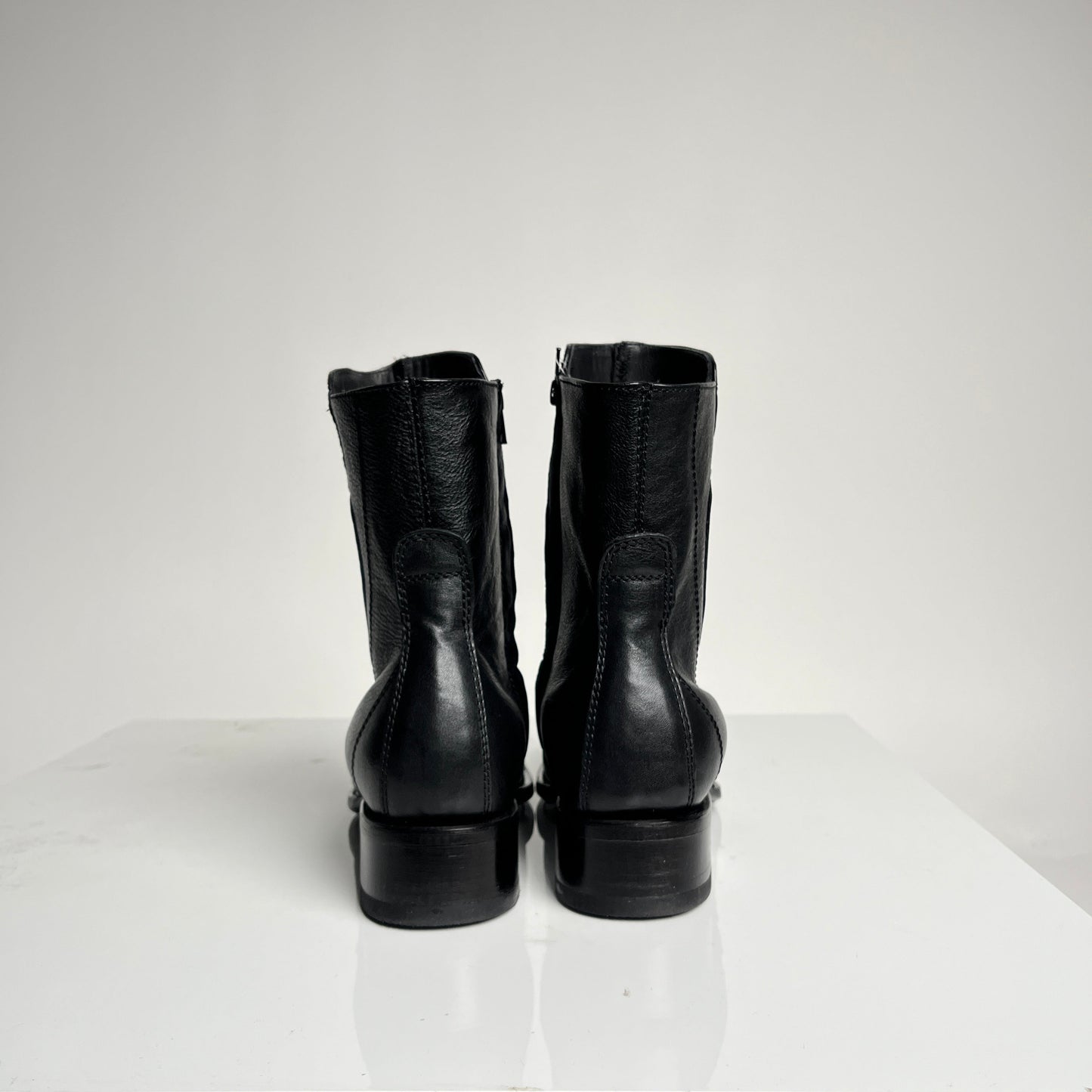Men's Black Ankle Boot Botin Kabul - White Diamond