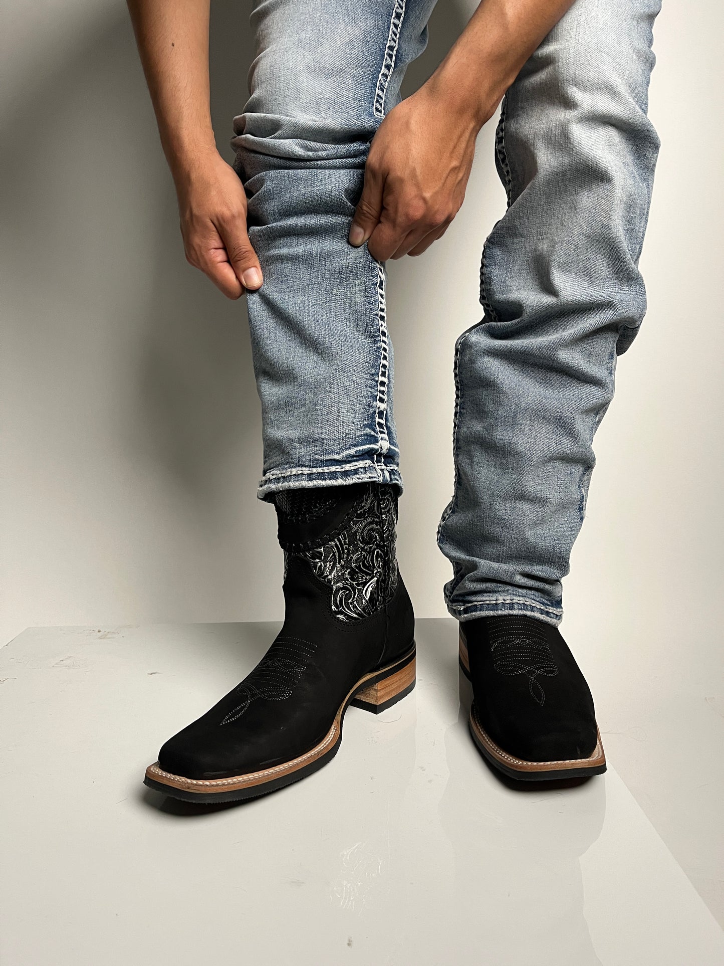 Men's Black Western Rodeo Boot - White Diamond