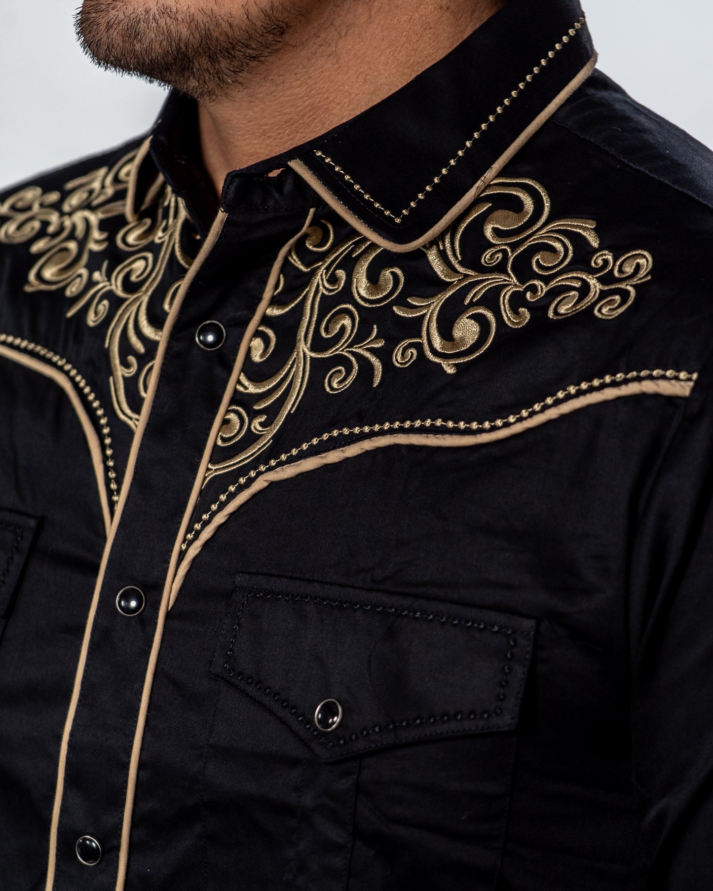 Men's Embroidered Snap Button Western Long Sleeve Shirt - Pavini