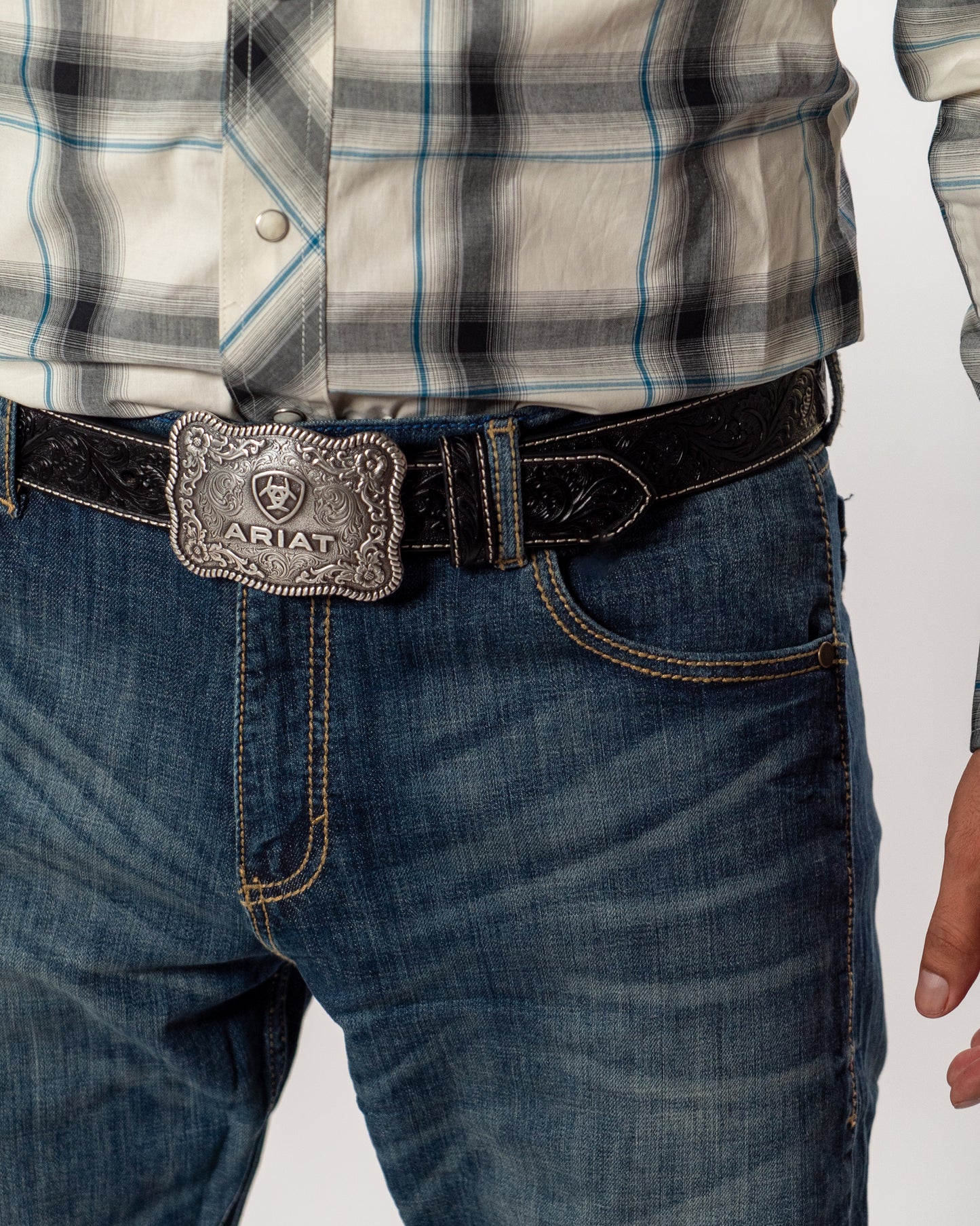 Ariat Men's Black Floral Embossed Leather Belt – 1-1/2"