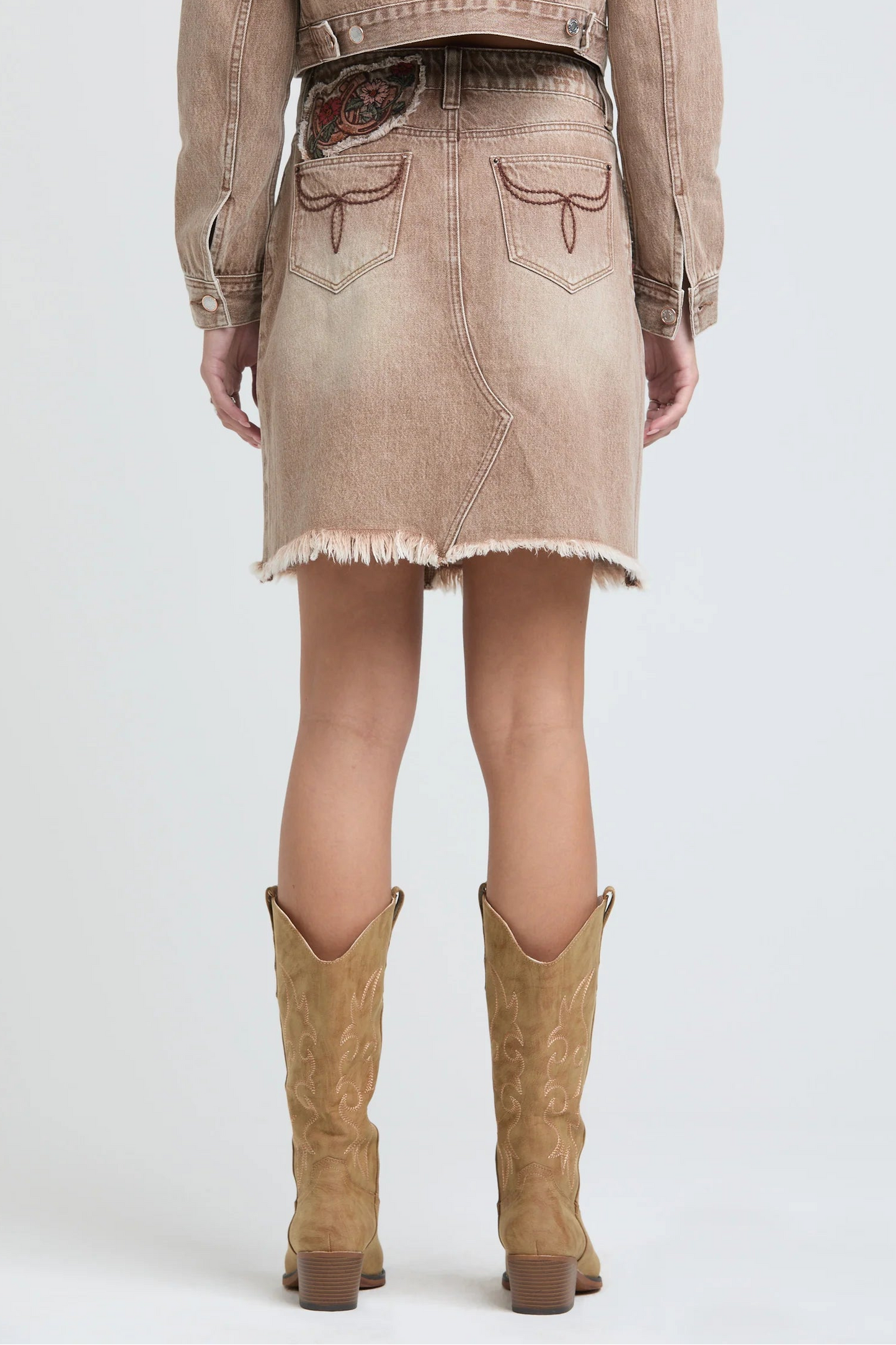 Grace in LA Women’s Camel Embroidered Skirt