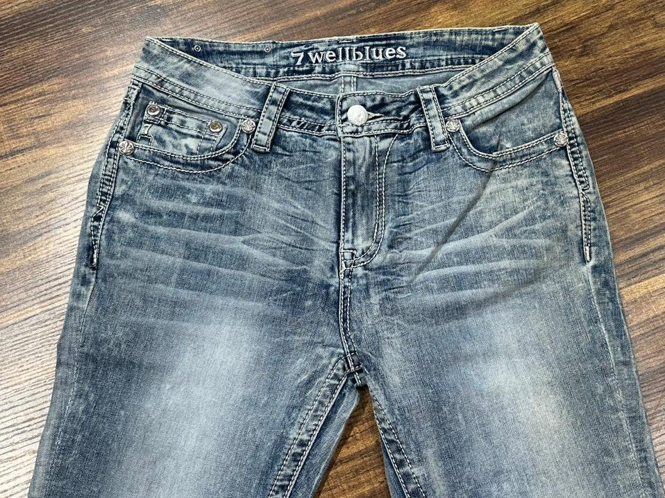 Women's Low Rise Stretch Bootcut Jeans - 7WellBlues